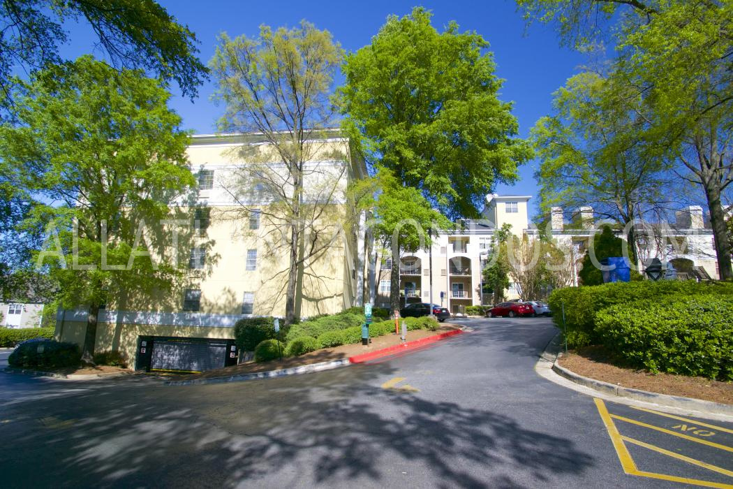 Lenox Villas Buckhead Atlanta Condos for Sale and for Rent – Visit ALLATLANTACONDOS.COM